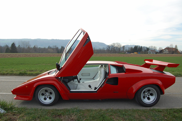 Lamborghini Countach LP 5000 S Quattrovalvole (1986) - angeboten an der Versteigerung der Oldtimer Galerie anlässlich der Dolder Classics am 7. Juni 2014