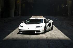 Lamborghini Countach LPI 800-4 (2022) - als Lot 48 an der Bonhams Miami Versteigerung 2025