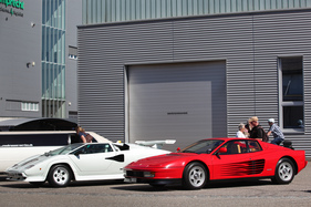 Lamborghini Countach - die Supersportwagen der Achzigerjahre Countach und Ferrari Testarossa - am 2. TCS Youngtimer und Classictreffen in Pratteln im Jahr 2016