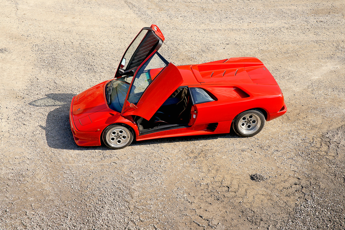 Lamborghini Diablo VT (1995) - als Lot 142 angeboten an der Versteigerung Oldtimer Galerie Toffen in Gstaad vom 29. Dezember 2021