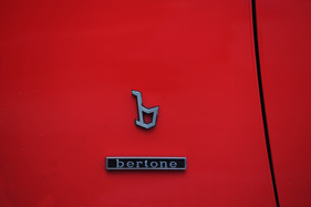 Lamborghini Espada (1970) - das Bertone-B auf der Flanke