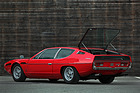Lamborghini Espada (1970) - die Ladekante erscheint hoch, aber das ganze Auto ist ja niedrig
