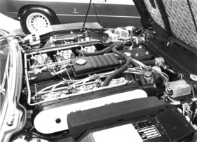Lamborghini Espada (1977) - der V12-4-Liter im grossen Coupé beeindruckt - Genfer Autosalon 1977