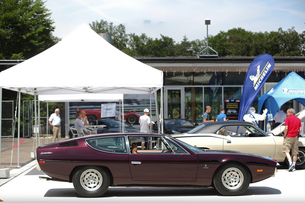 Lamborghini Espada 400 GT Serie 3 (1973) - als Lot 53 an der Versteigerung der Oldtimer Galerie auf dem Dolder am 16. Juni 2018