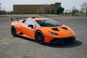 Lamborghini Huracán STO (2022) - als Lot 45 an der Bonhams Miami Versteigerung 2025