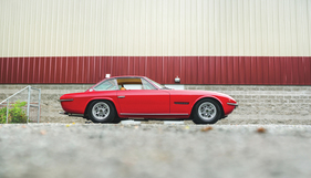 Lamborghini Islero S (1969) - interessante Mischung von Rundungen und Ecken bei der Silhouette