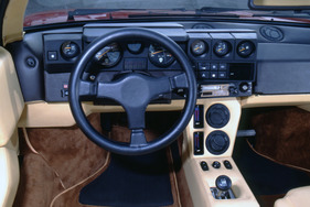 Lamborghini Jalpa (1986) - typisches 80er-Jahre-Ambiente
