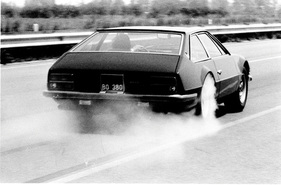 Lamborghini Jarama (1970) - Anfahren à la Lamborghini