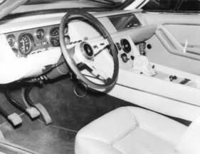 Lamborghini Jarama (1970) - Cockpit
