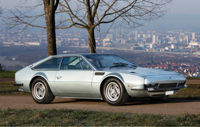 Lamborghini Jarama 400 GT by Bertone (1970) - als Lot 105 an der RM/Sotheby's Paris Versteigerung 2017