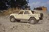 Lamborghini LM002 (1986) – Mit Benzinkanister in Wagenfarbe (© Lamborghini, 1986) Lamborghini LM002 (1986) – Mit Benzinkanister in Wagenfarbe (© Lamborghini, 1986)