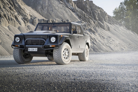 Lamborghini LM002 (1986) - Richtig grimmiger Geselle