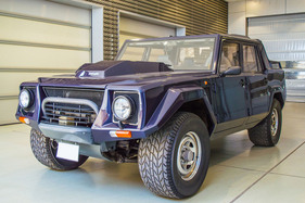 Lamborghini LM002 (1988) - als Lot 2058 an der RM Open Roads Fall 2020 Online-Versteigerung