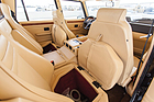 Lamborghini LM002 (1990) - Staufächer unter den hinteren Sitzen