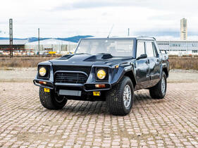 Lamborghini LM002 (1994) - Lot 129 an der Bonhams Versteigerung "Les Grandes Marques du Monde à Paris" am 1. Februar 2024