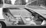 Lamborghini Marzal (1967) - Interieur bei geöffneten Flügeltüren