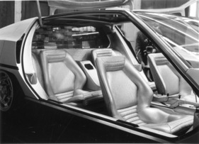 Lamborghini Marzal 2000 Bertone (1967) - mit vier Schalensitzen mit stark geneigter Rücklehne - Genfer Autosalon 1967