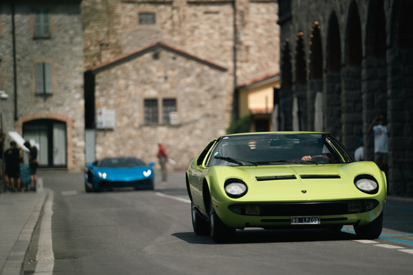 Bild: Lamborghini Miura - Der erste Supersportwagen