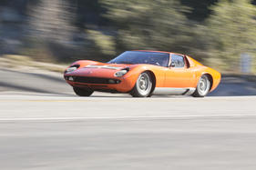 Lamborghini Miura P400 (1967) - als Lot 096 an der Bonhams Quail Lodge Auction am 14. August 2015