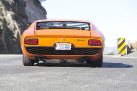 Lamborghini Miura P400 (1967) - als Lot 096 an der Bonhams Quail Lodge Auction am 14. August 2015