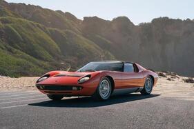 Lamborghini Miura P400 (1967) - als Lot 144 an der Bonhams “The Scottsdale Auction” 2025