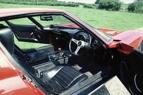 Lamborghini Miura P400 (1968) - Interior