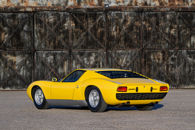 Lamborghini Miura P400 (1968) - als Lot 255 an der RM/Sotheby's Monterey Versteigerung am 19. August 2022