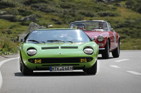 Bild Lamborghini Miura P400 (1968) - bei der Überquerung des Flüelapasses an der Passione Engadina 2019