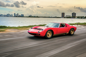 Lamborghini Miura P400 SV (1972) - als Lot 237 an der RM/Sotheby's Versteigerung von Monterey am 19./20. August 2016
