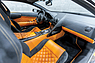 Lamborghini Murciélago LP 640-4 (2009) - Das Cockpit würde auch einem Raumschiff gut stehen (© Ahmed Qadri - Courtesy of RM Auctions, 2018) Lamborghini Murciélago LP 640-4 (2009) - Das Cockpit würde auch einem Raumschiff gut stehen (© Ahmed Qadri - Courtesy of RM Auctions, 2018)