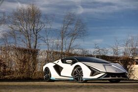 Lamborghini Sián (2021) - als Lot 104 angeboten an der Artcurial Rétromobile Paris Versteigerung am 2. Februar 2024