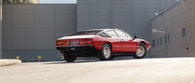 Lamborghini Urraco P250S (1975) - keilförmige Silhouette mit kleinen Überhängen Lamborghini Urraco P250S (1975) - keilförmige Silhouette mit kleinen Überhängen