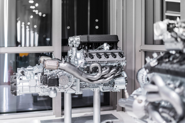 Image: Lamborghini V10 engine - Museo Automobili Lamborghini