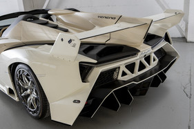 Lamborghini Veneno Roadster (2014) - als Lot 020 an der Bonhams Bonmont Versteigerung vom 29. September 2019