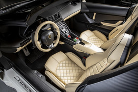 Lamborghini Veneno Roadster (2014) - als Lot 020 an der Bonhams Bonmont Versteigerung vom 29. September 2019