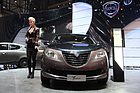 Bild: Lanca Ypsilon "Elle" (2014) - am Genfer Automobilsalon zusammen mit der damals amtierenden Miss Schweiz