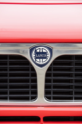 Lancia 037 Rally (1982) - das Lancia-Zeichen auf dem Kühlergrill