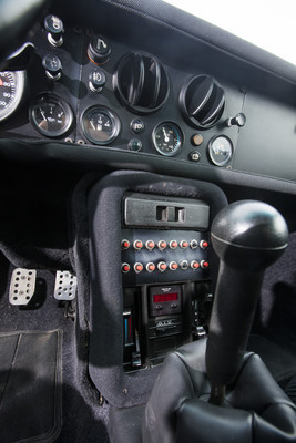 Lancia 037 Rally (1982) - vor allem die Mittelkonsole erinnert direkt an die Wettbewerbsversion