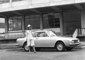 Lancia 2000 Coupé (1972) - die Anlehnung an das Flavia-Coupé ist sofort ersichtlich (1972)