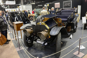 Lancia 30 HP Victoria (1912) – mit Vierzylindermotor und Karosserie von Quirby & Co – Rétromobile Paris 2025