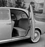Bild: Lancia Appia (1958) - Einstieg zu den Rücksitzen