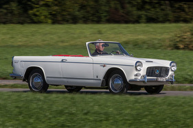 Lancia Appia Convertibile (1959) - komplette Rundumsicht, nicht einmal die Scheibenrahmen stören