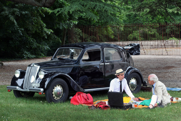 Lancia Aprilia Berlina (1938) - perfekt für ein Picknick - Concours d'Elégance Suisse "spéciale" 2021 in Coppet
