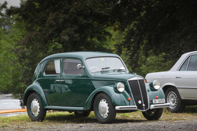 Lancia Ardea (1950) - mit gegenläufig öffnenden Türen - Albisgütli Classics - Cars & Bikes August 2021