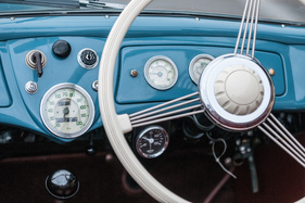Lancia Ardea Cabriolet (1945) - Tacho in der Mitte, der Beifahrer soll ja auch staunen dürfen