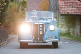 Lancia Ardea Cabriolet (1945) - kommt da jemand von recht?