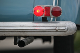 Lancia Ardea Cabriolet (1945) - nachgräglich angebrachte Beleuchtung und Auspuff