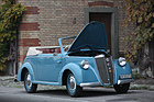 Lancia Ardea Cabriolet (1945) - reisst die Klappe auf, darunter findet sich der kleine V4-Motor