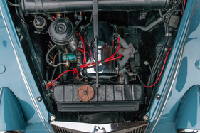 Lancia Ardea Cabriolet (1945) - tief verbirgt sich der V4 im Bug des Lancia