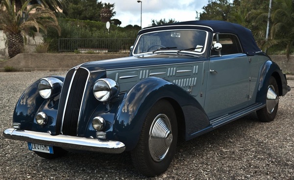 Image: Lancia Astura 3e série cabriolet (1936) - offered as lot 382 at the auction "Les Grandes Marques du Monde au Grand Palais" by Bonhams on February 6, 2014